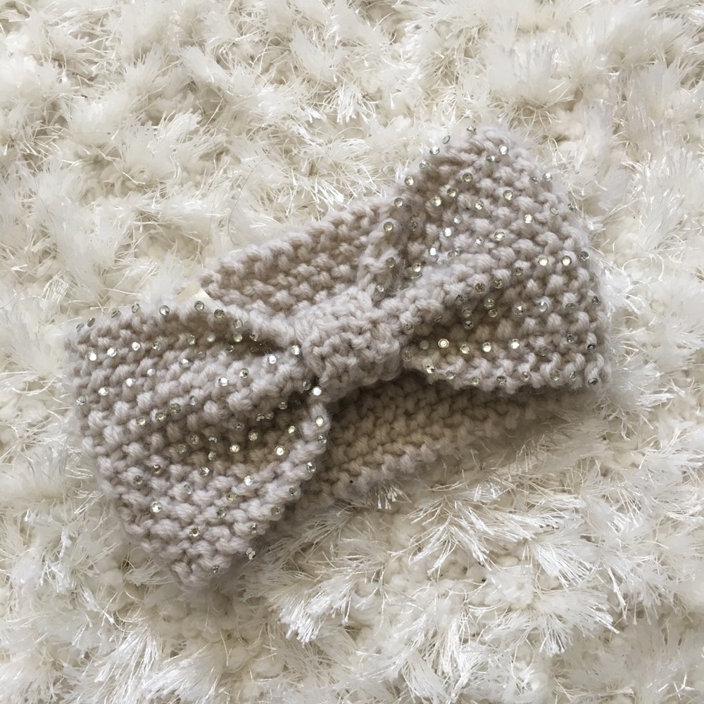 Knit headband